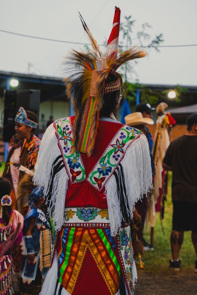 Powwow dancer regalia photo